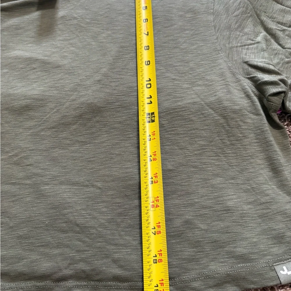 JoyLab Olive Green T-Shirt cropped Oversized - Picture 3 of 7